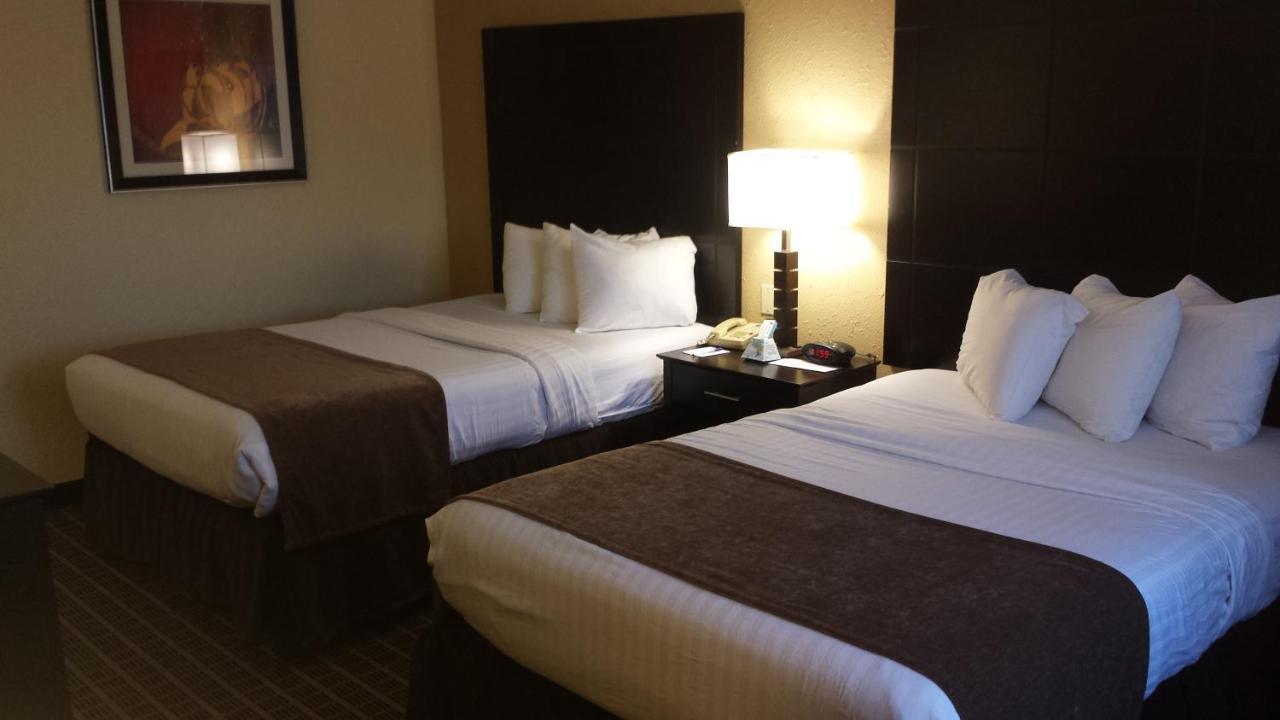Quality Inn & Suites Morgantown - University Area Exteriör bild