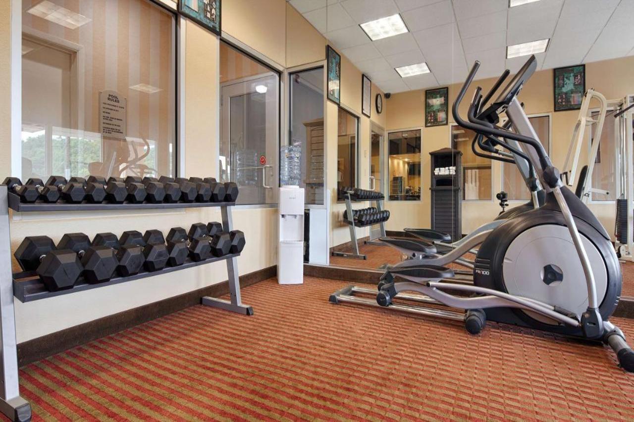 Quality Inn & Suites Morgantown - University Area Exteriör bild